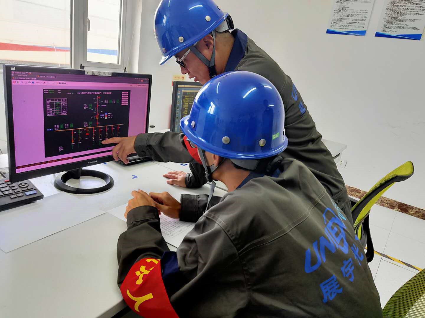 全力以赴確保雙節期間電站安全運行，展宇運維在行動(dòng)